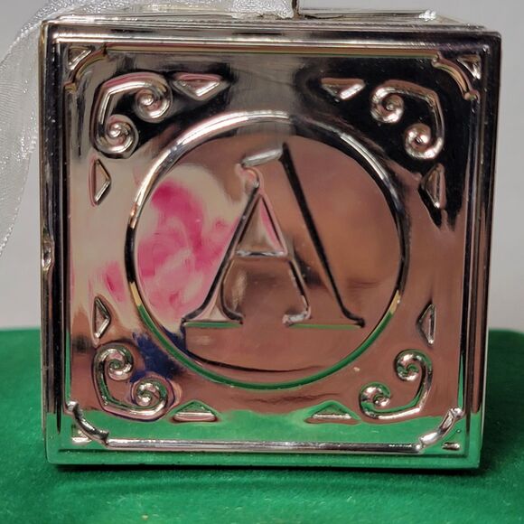 Things Remembered 2011 Ornament w/ Box "Baby's 1st Christmas" - Picture 3 of 12